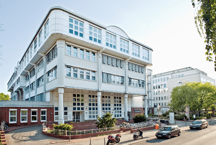 Prof. MD W. Petersen