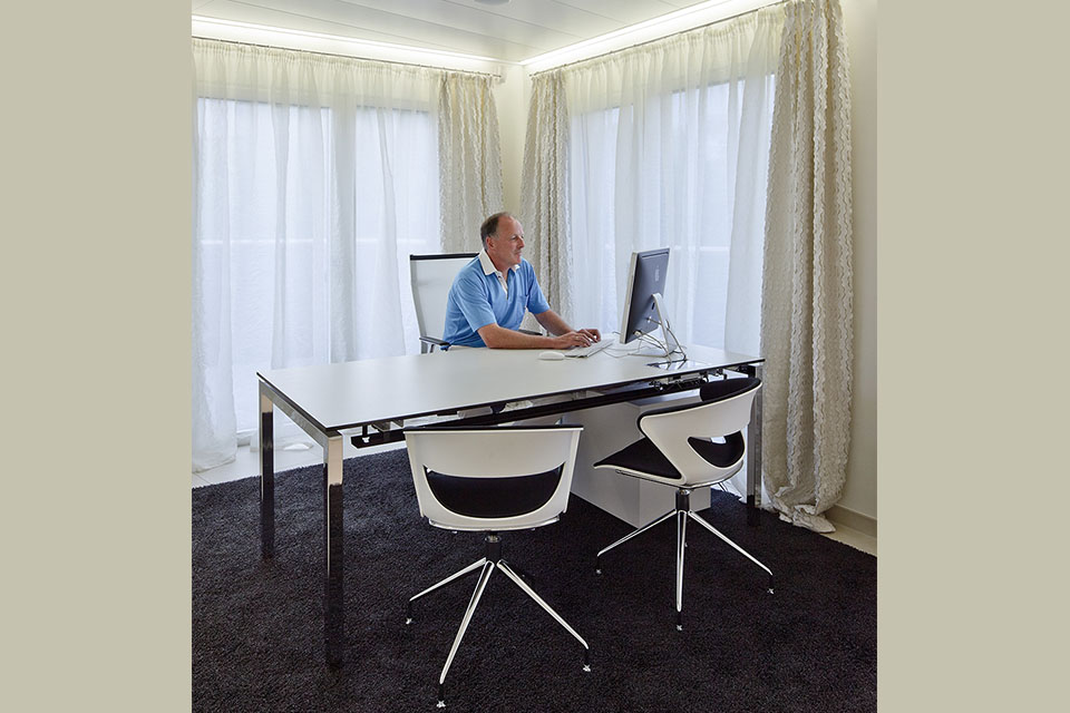 MD T. Sander